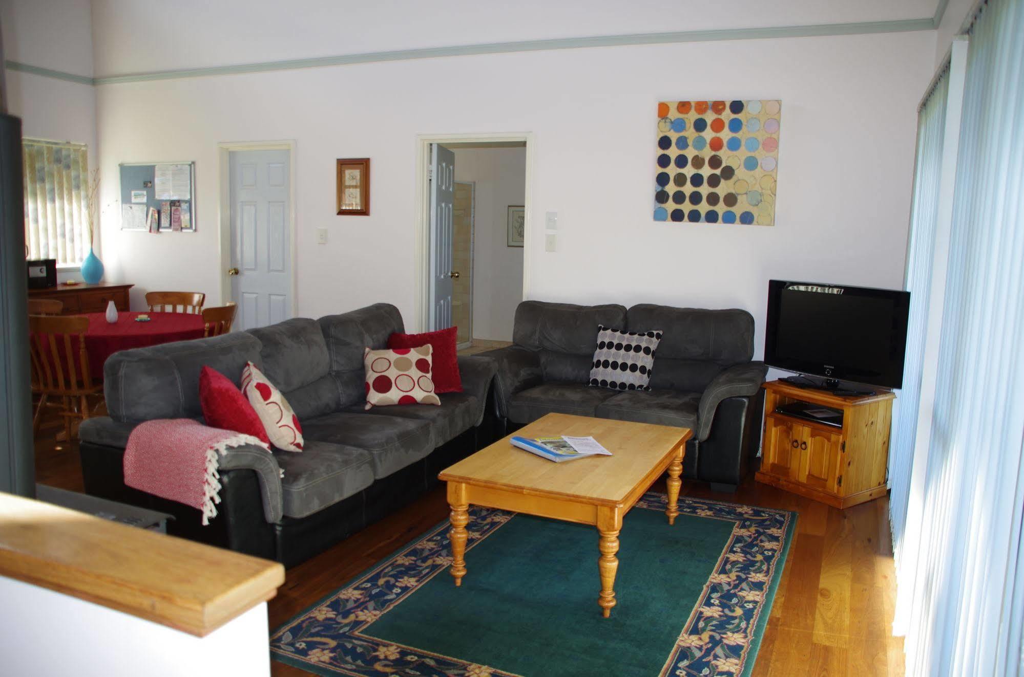 Surfside Ocean Beach Denmark Holiday Accommodation Экстерьер фото