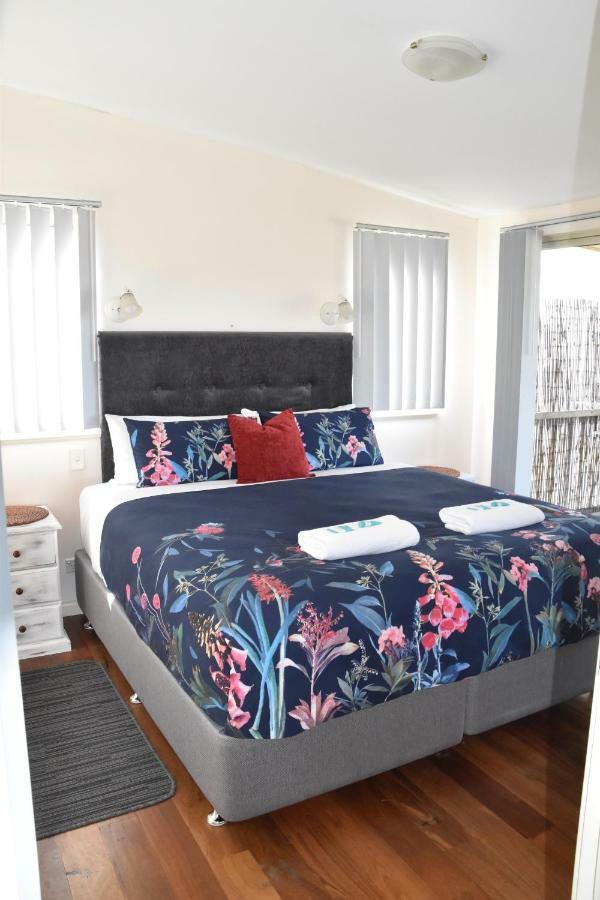 Surfside Ocean Beach Denmark Holiday Accommodation Экстерьер фото